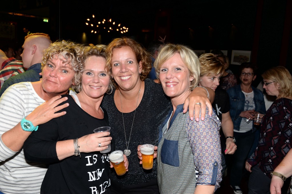 ../Images/Heel Noordwijkerhout zingt Hazes 507.jpg
